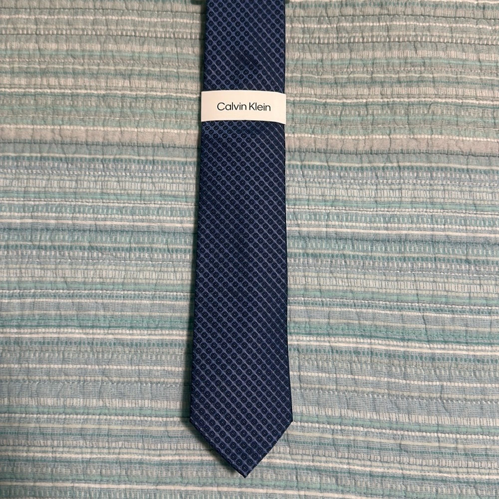 New Calvin Klein man tie